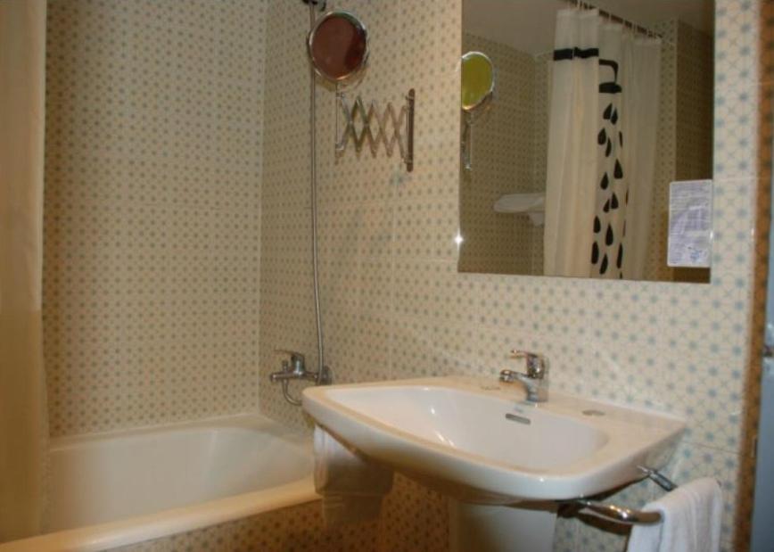 Hotel Armonia Lloret de Mar Esterno foto