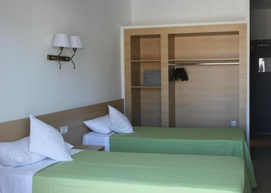 Hotel Armonia Lloret de Mar Esterno foto