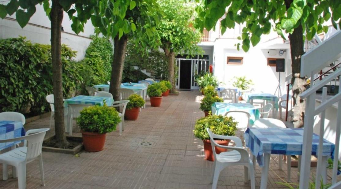 Hotel Armonia Lloret de Mar Esterno foto