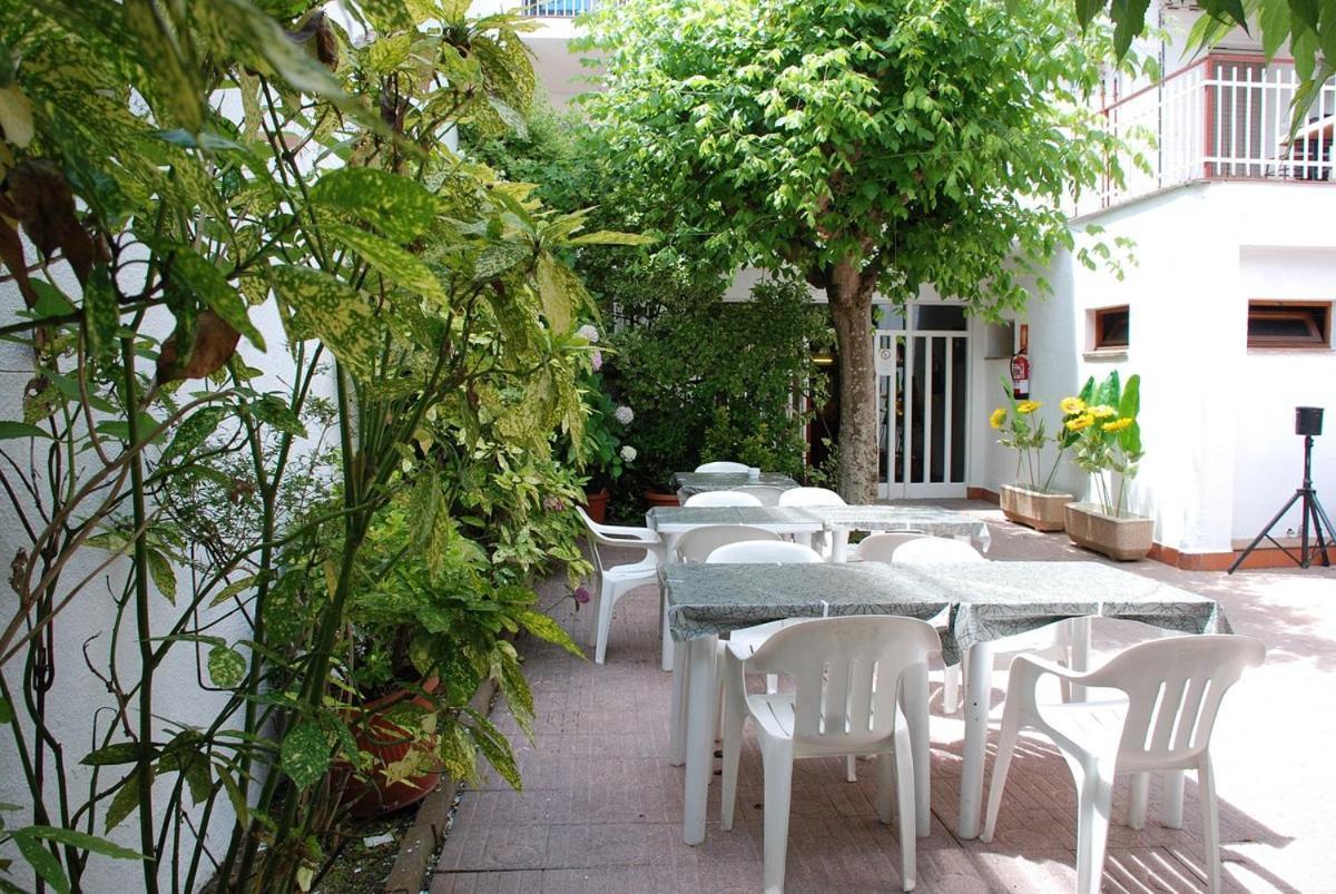 Hotel Armonia Lloret de Mar Esterno foto
